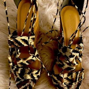 Bamboo open toes wrapped heels